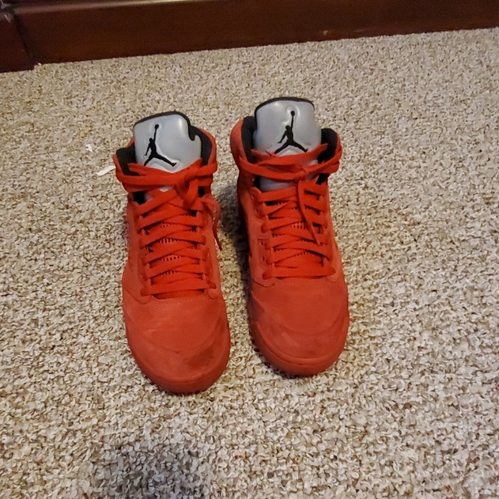 Shoes - Picture 2 of 3